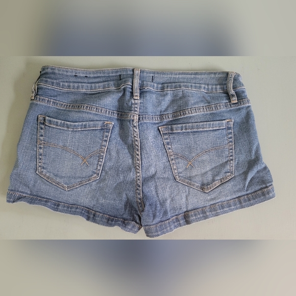 Bullhead jean shorts - Picture 2 of 3